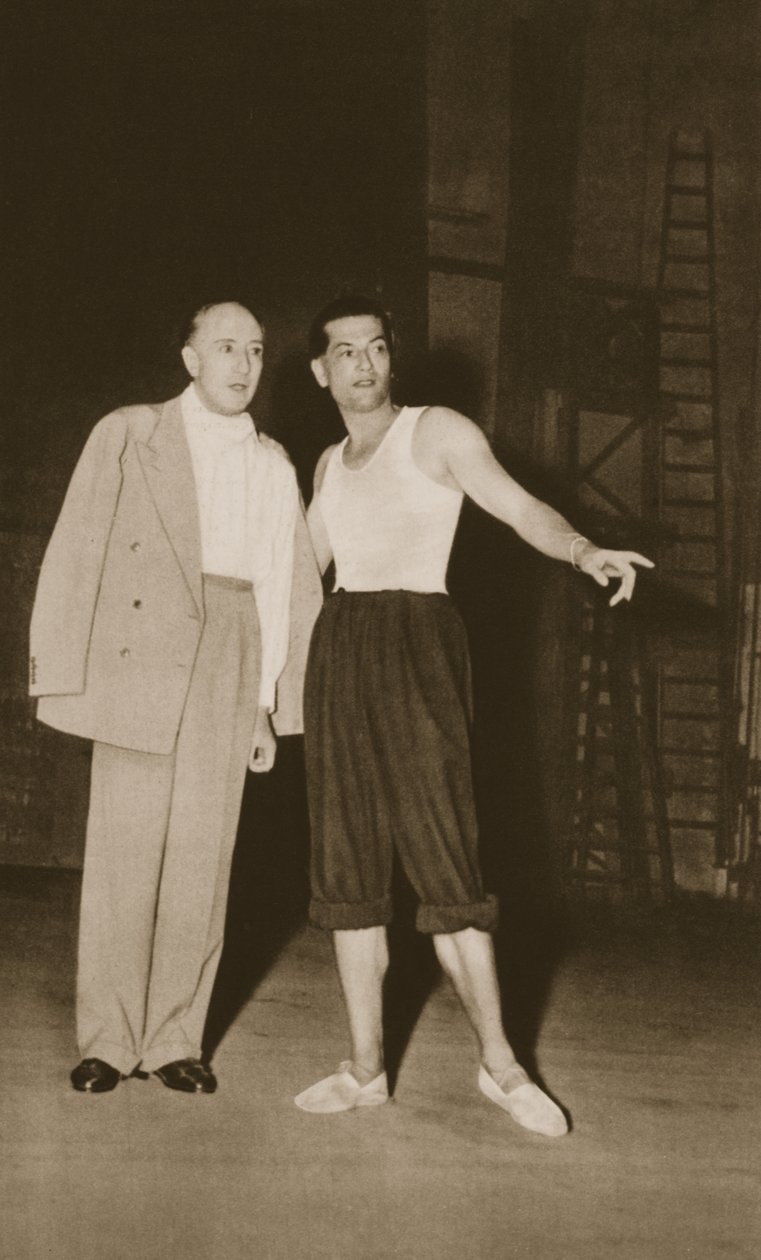 سيرج ليفار والماركيز دي كويفاس في مسرح مونتي كارلو ، من Grand Ballet de Monte-Carlo ، 1949 (التصوير الفوتوغرافي) بواسطة مصور فرنسي