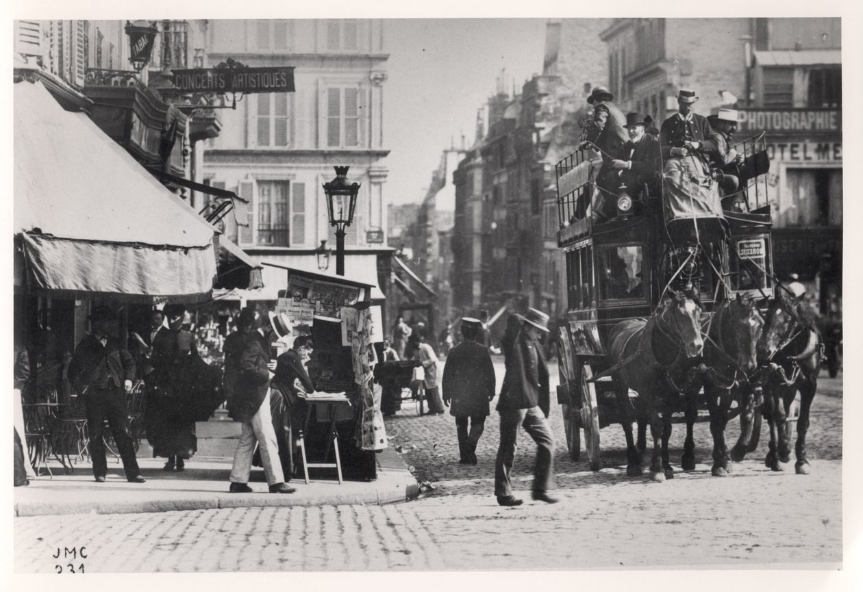 منظر لباريس ، c.1900 بواسطة مصور فرنسي