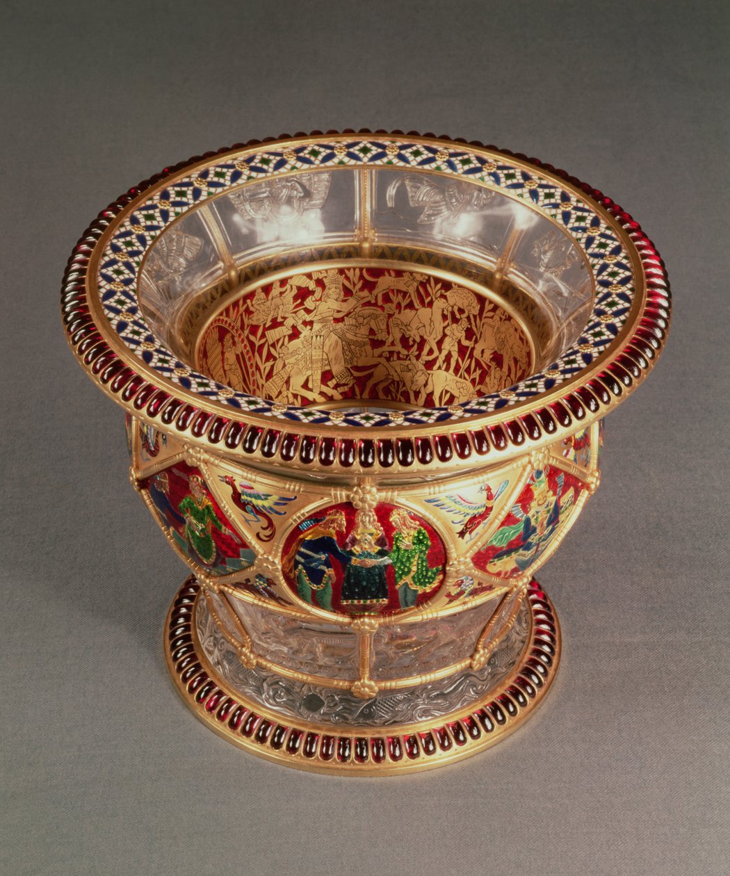 صندوق مع طلاء plique-a-jour و cloisonne ، من قبل Alexis Falize ، باريس ، c.1870 (الكريستال الصخري ، والذهب والمينا) بواسطة المدرسة الفرنسية