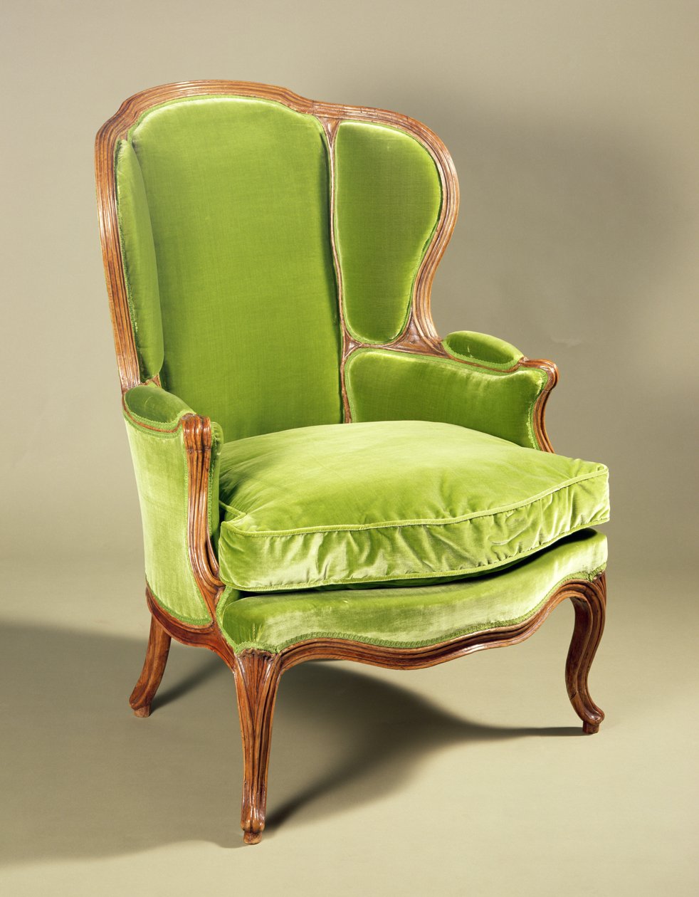 كرسي bergere الفرنسي ، c.1725 بواسطة المدرسة الفرنسية