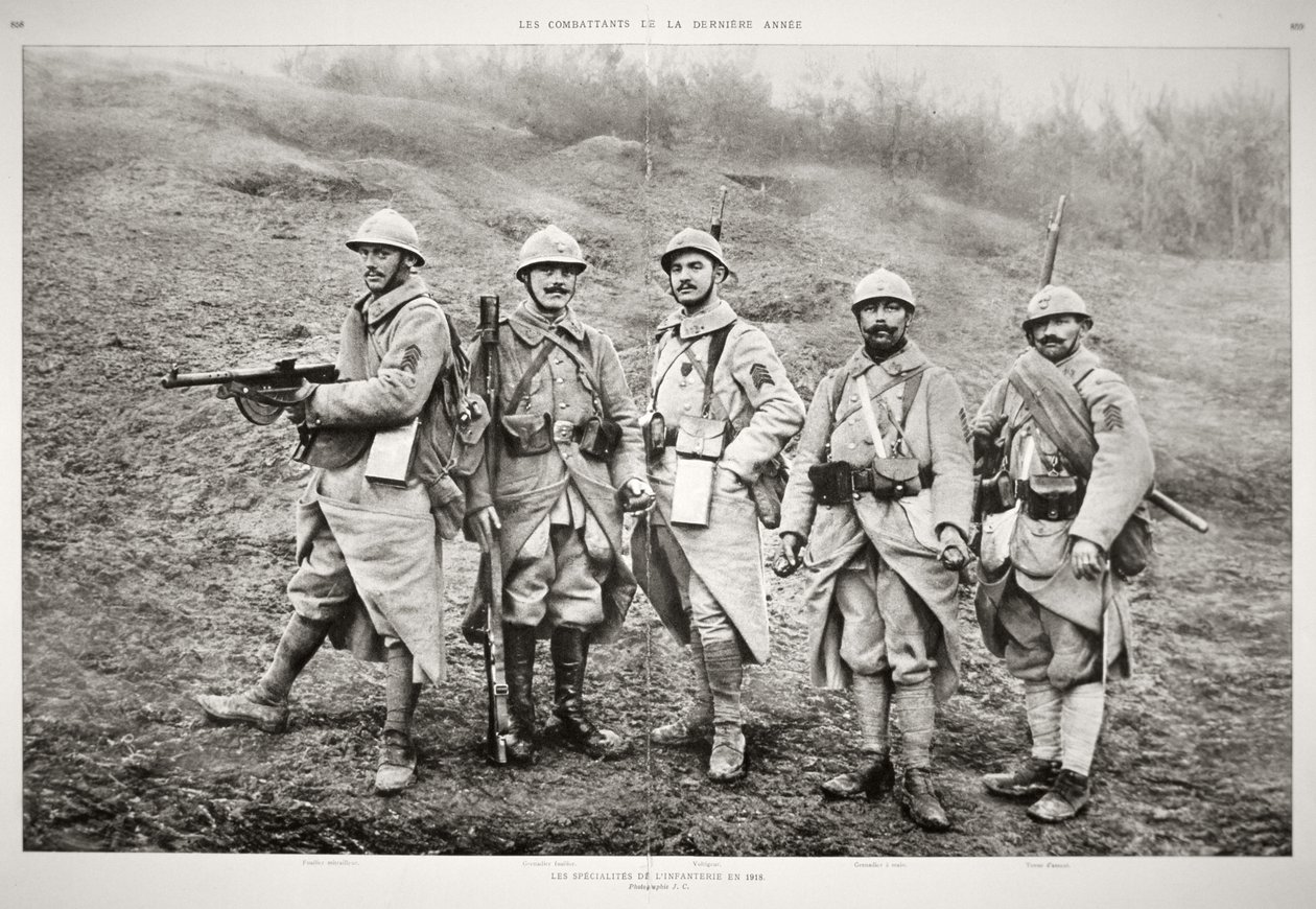 French infantry and weapons بواسطة مصور فرنسي