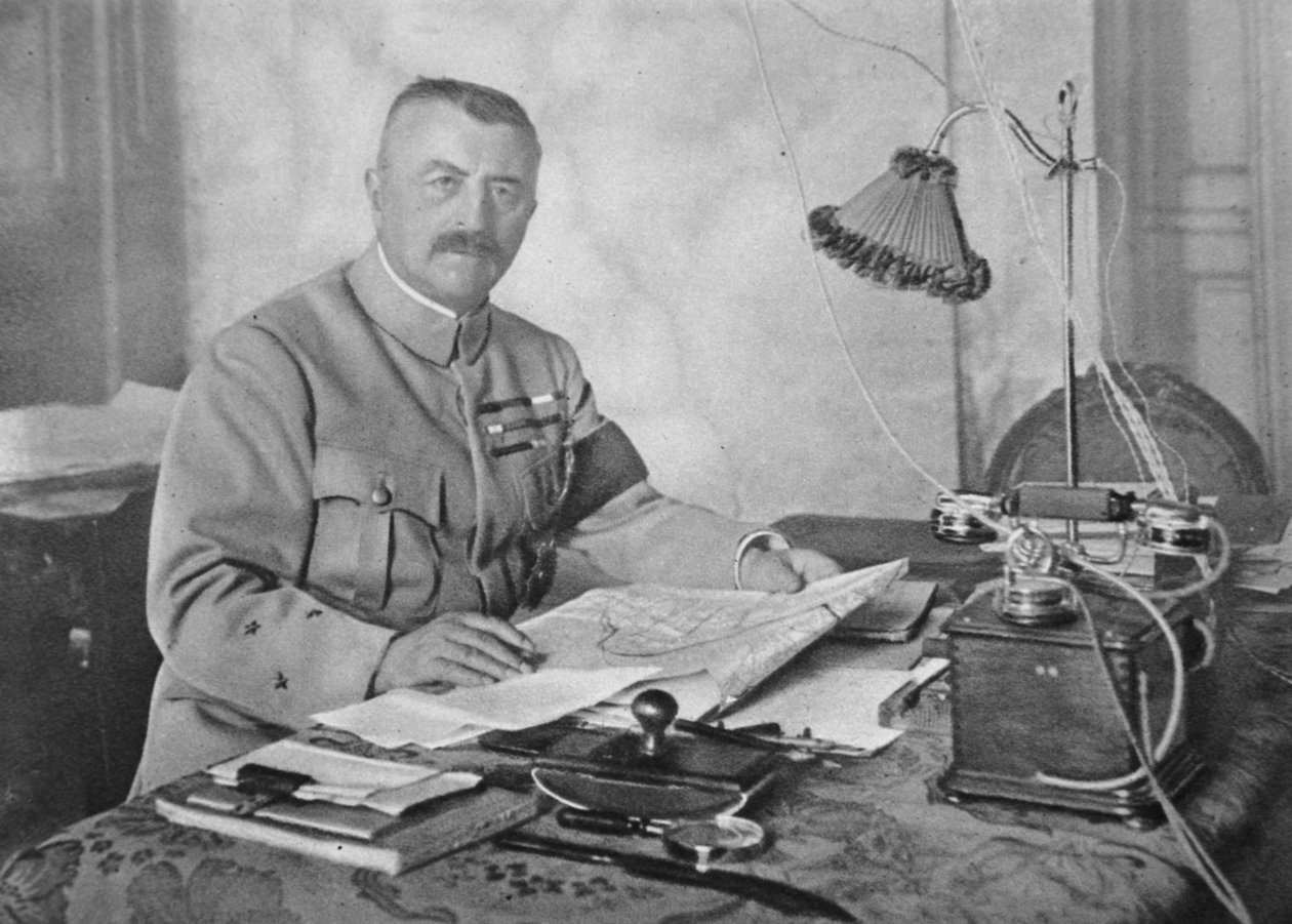 اللواء فرانش ديسبري ، قائد الجيوش المتحالفة في البلقان ، 1914-1919 بواسطة مصور فرنسي