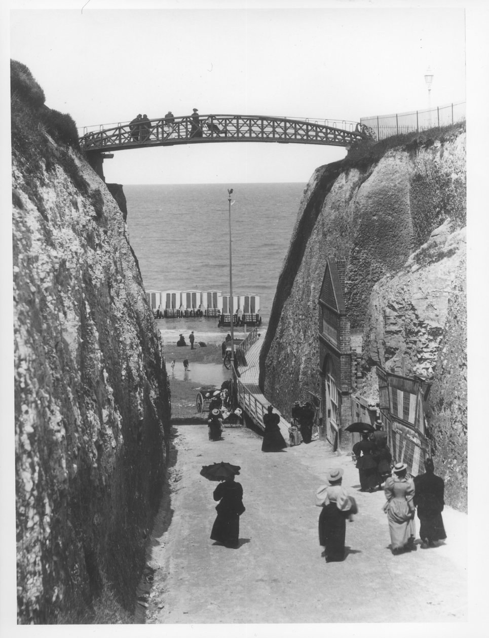 Newgate Gap ، Margate ، c.1900 (صور من وزن الجسم) بواسطة مصور فرنسي