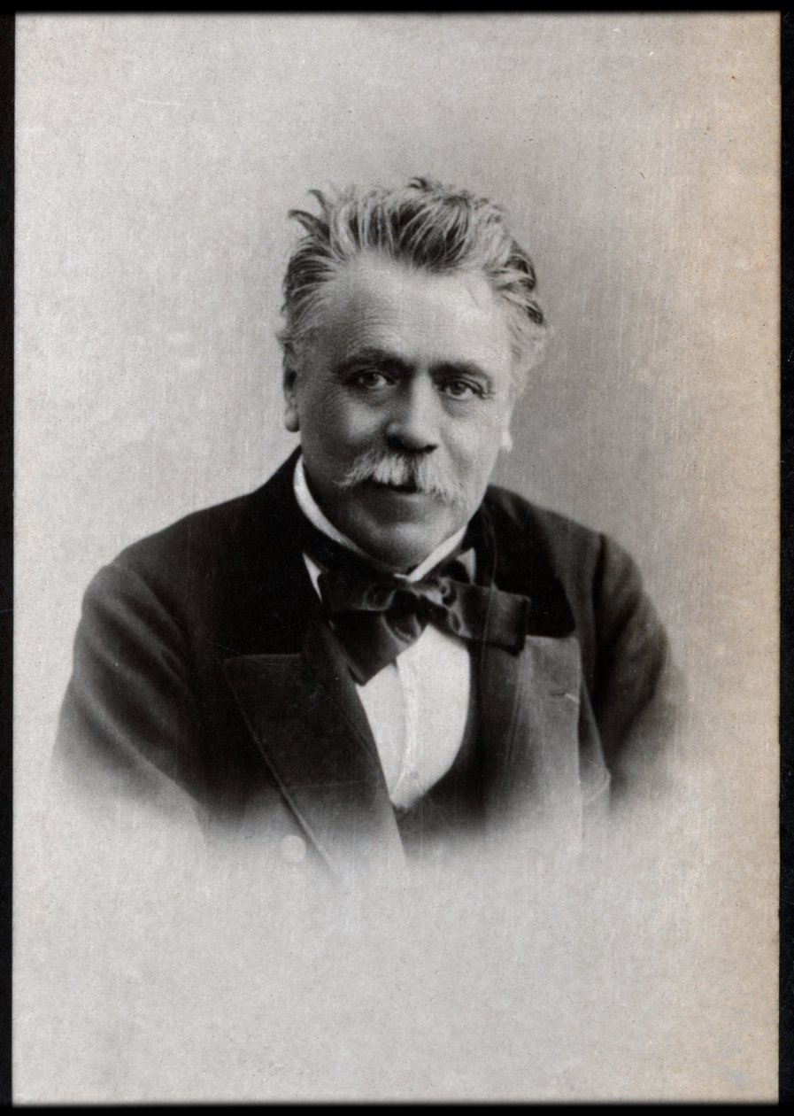صورة لهنري فرانسوا بيكيه (1837-1899) ، كاتب مسرحي فرنسي. بواسطة مصور فرنسي