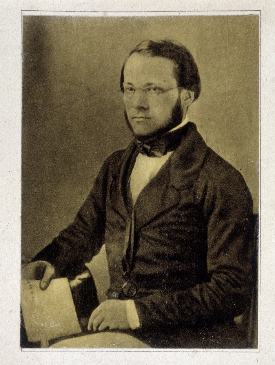 Portrait of Louis Pasteur in 1852. بواسطة مصور فرنسي