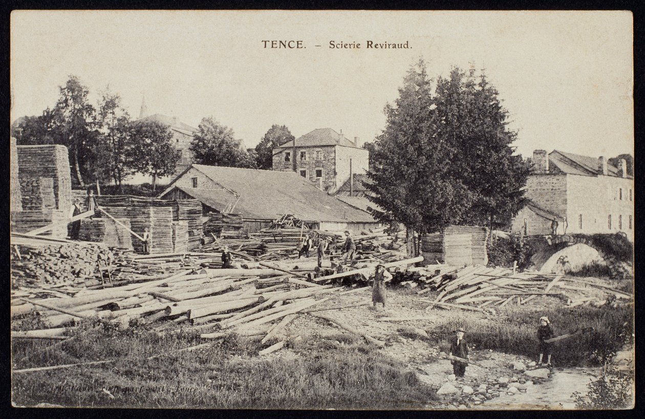 بطاقة بريدية تصور المنشرة Reviraud في Tence ، Haute-Loire ، c.1900 بواسطة مصور فرنسي