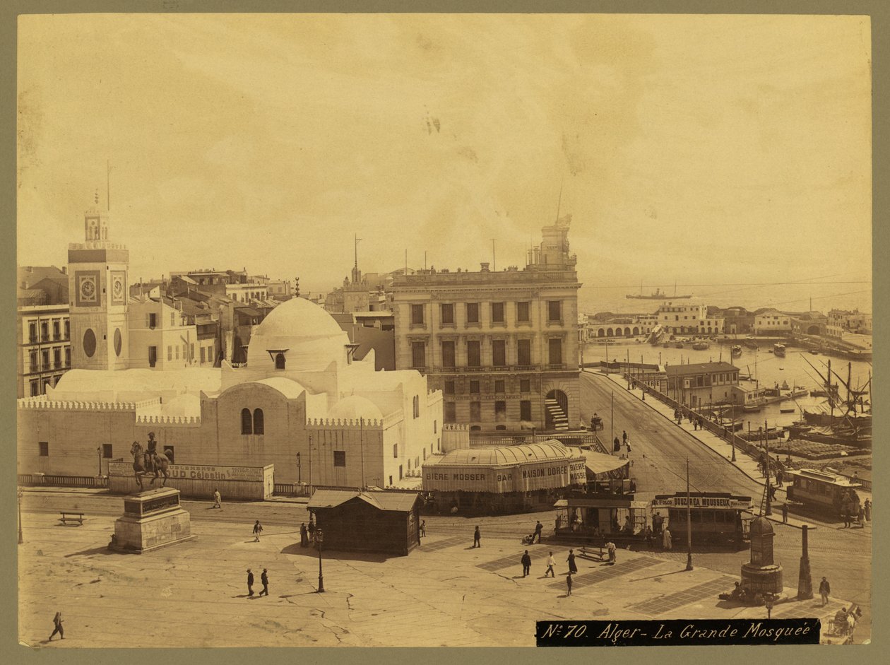 منظر للجزائر - La Grande Mosquee ، حوالي 1860-1900 (b / w photo) بواسطة مصور فرنسي