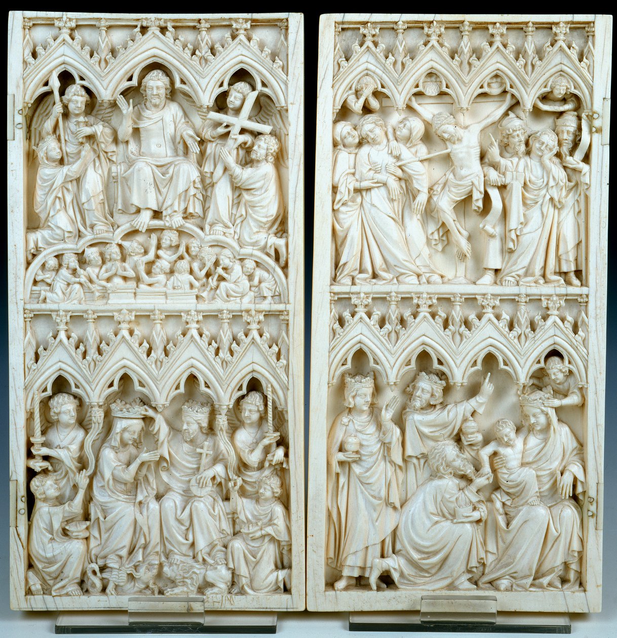 Ivory diptych بواسطة المدرسة الفرنسية