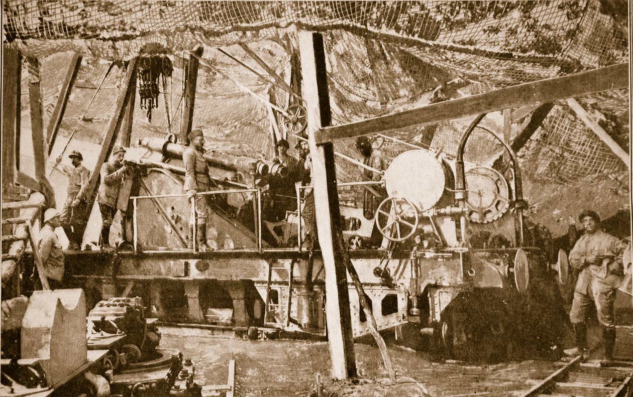 واحدة من البنادق الثقيلة التي استخدمها الحلفاء في موقعه الضخم المفروض على السوم ، 1914-1919 بواسطة المدرسة الفرنسية