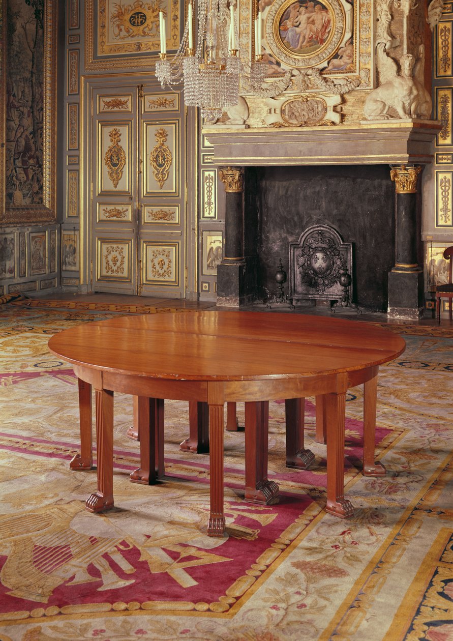 مائدة مستديرة على طراز فترة Directoire ، 1795-1799 بواسطة المدرسة الفرنسية