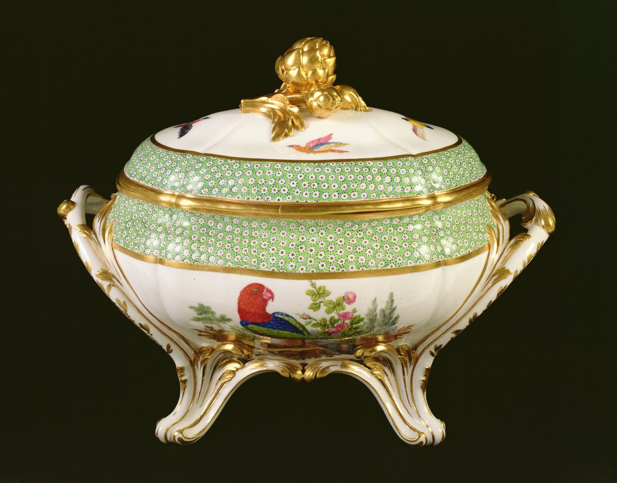Sevres tureen من خدمة Eden ، الرسامين علامة بيير جوزيف روسي ، 1788 (الخزف) بواسطة المدرسة الفرنسية