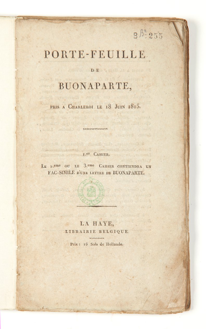 صفحة العنوان لـ "محفظة Buonaparte التي تم التقاطها في شارلروا في ١٨ يونيو ١٨١٥" بواسطة المدرسة الفرنسية