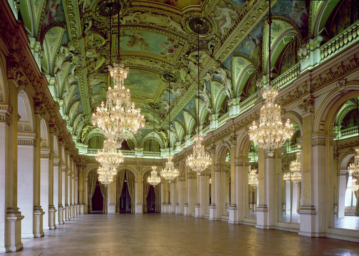 منظر ل Grande Salle des Fetes ، بعد عام 1871 بواسطة المدرسة الفرنسية