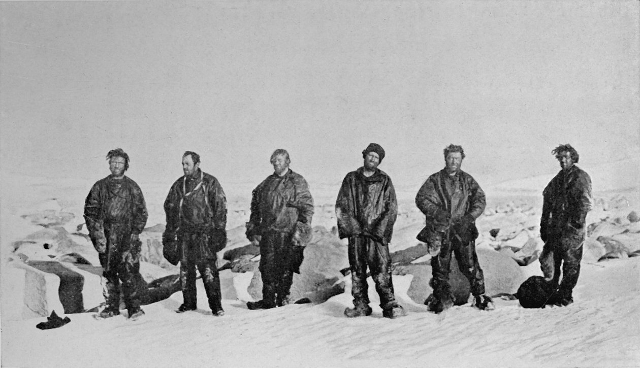 مجموعة بعد فصل الشتاء في Igloo ، 1912 ، 1913 بواسطة ج. موراي ليفيك