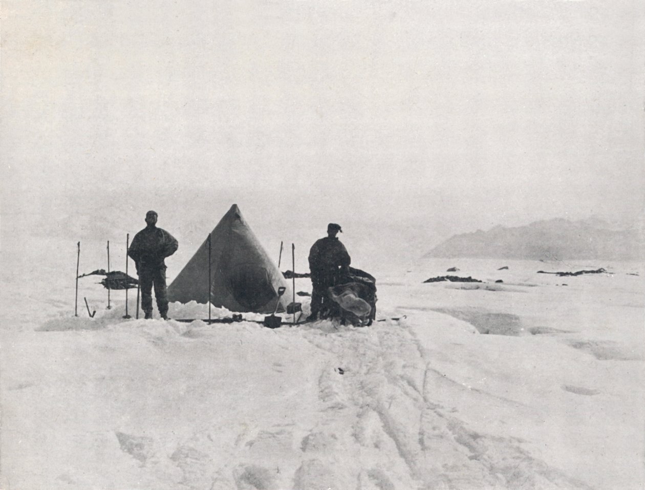 معسكر ليفيكس بين الشقوق ، 1912 ، 1913 بواسطة ج. موراي ليفيك