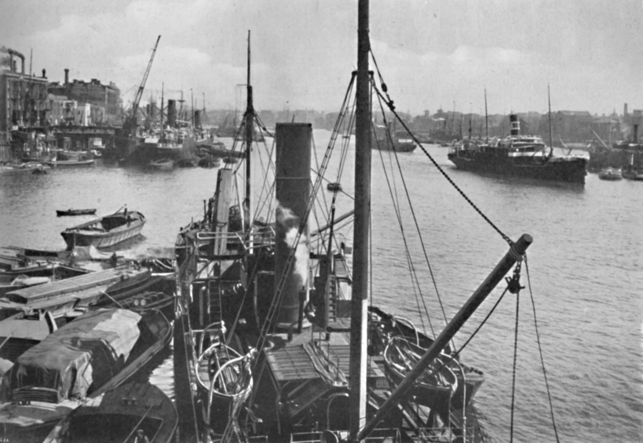 مجمع لندن ، 1919 بواسطة غارات وأتكينسون