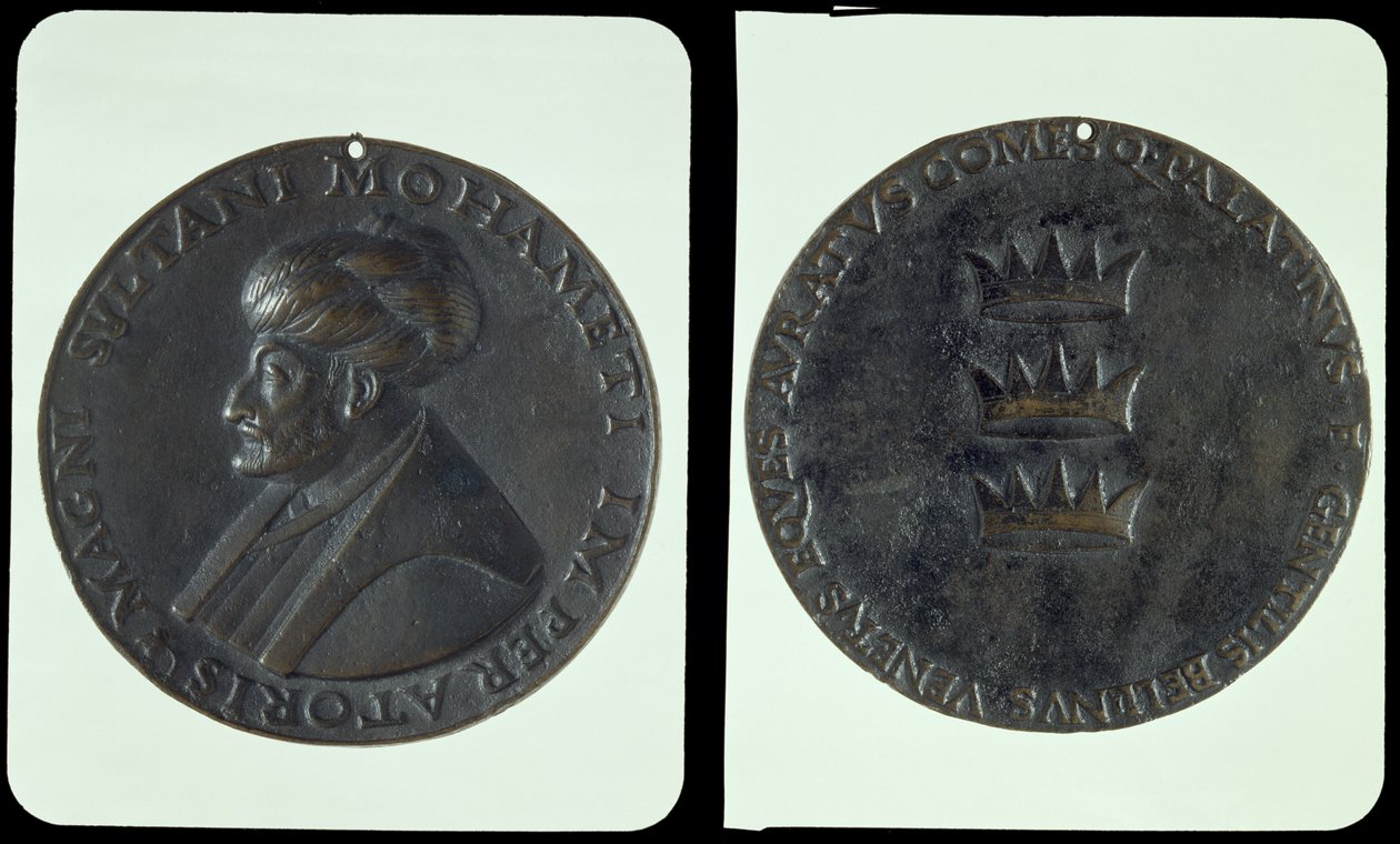 ميدالية بورتريه ، وجه مُصوَّر عليه السلطان محمد الثاني (1432-81) ، مُصوَّر عليه ثلاثة تيجان (برونزية) بواسطة جنتيلي بيليني