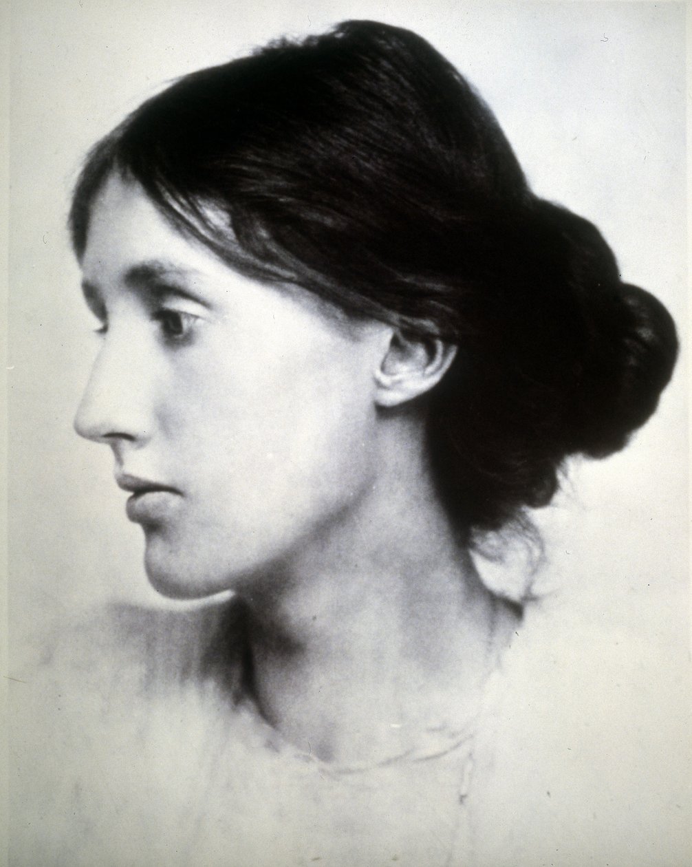 صورة لفيرجينيا وولف (1882-1941). 1902 بواسطة جورج تشارلز بيريسفورد