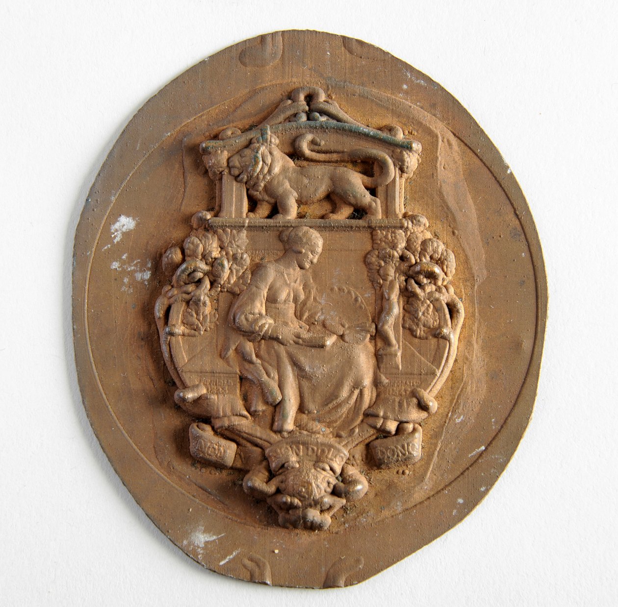 الجمعية الملكية للفنانين البريطانيين ، الشارة الرئاسية ، حوالي 1908-14 (نحاسي) بواسطة جورج جيمس فرامبتون