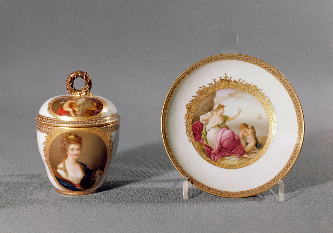 كأس ميسن ، غطاء وصحن ، رسمته أنجيليكا كوفمان (1741-1807) (بورسلان) بواسطة المدرسة الألمانية