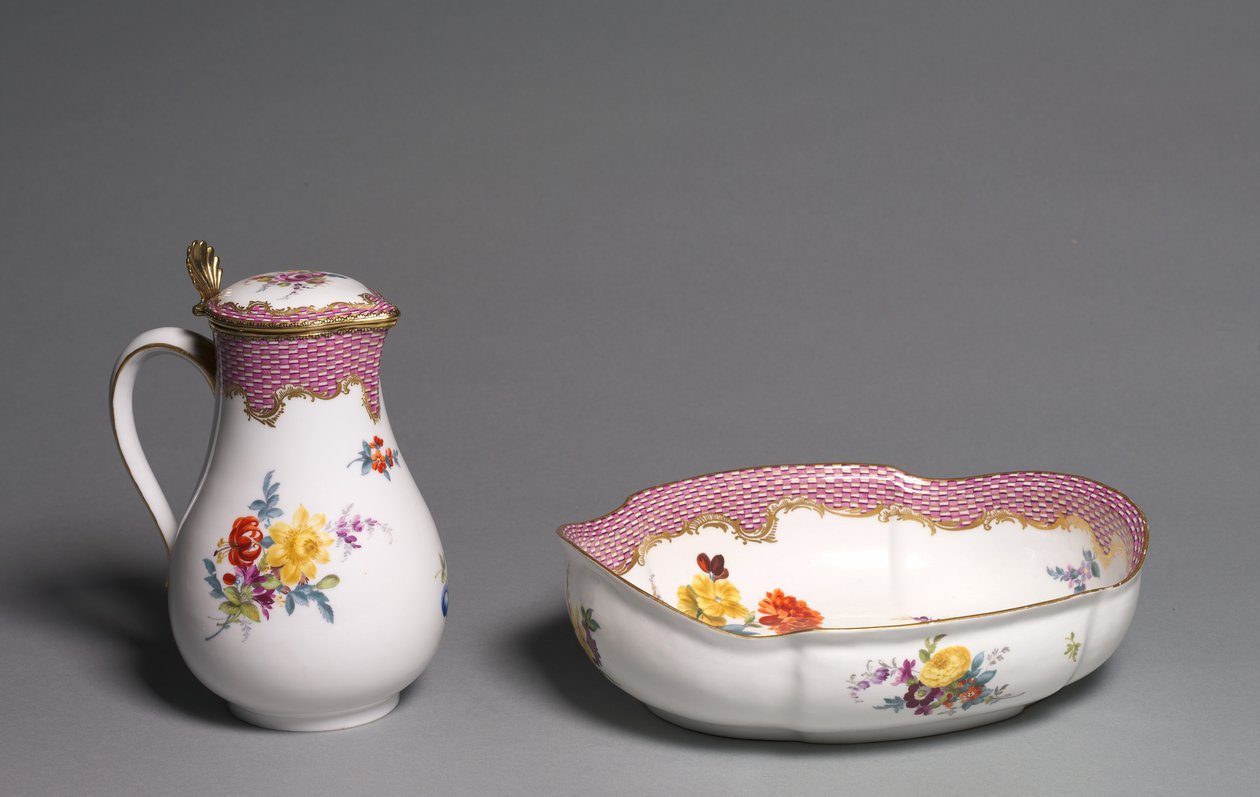 Ewer and Basin ، من إنتاج مصنع ميسين للخزف ، ألمانيا ، c.1765 بواسطة المدرسة الألمانية