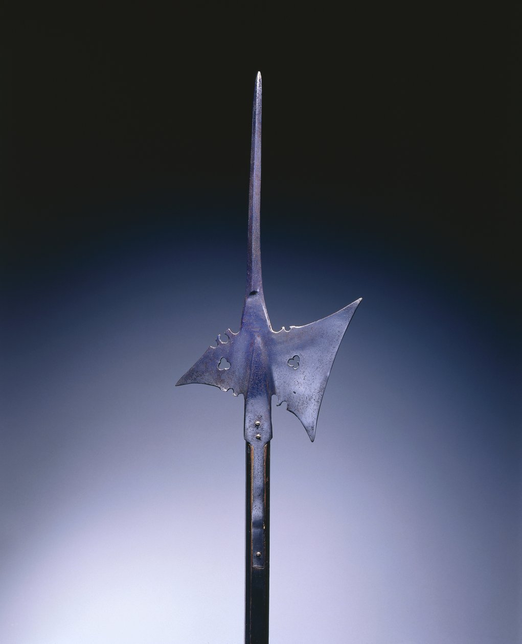 Halberd، c.1550 (الصلب والخشب) بواسطة المدرسة الألمانية