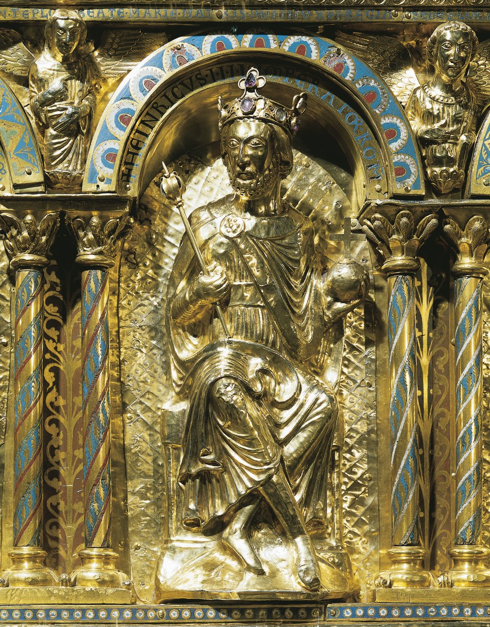 Henry IV, Holy Roman Emperor (1050-1106), detail from the Shrine of Emperor Charlemagne (742-814) 1215 (gold & champleve enamel) بواسطة المدرسة الألمانية