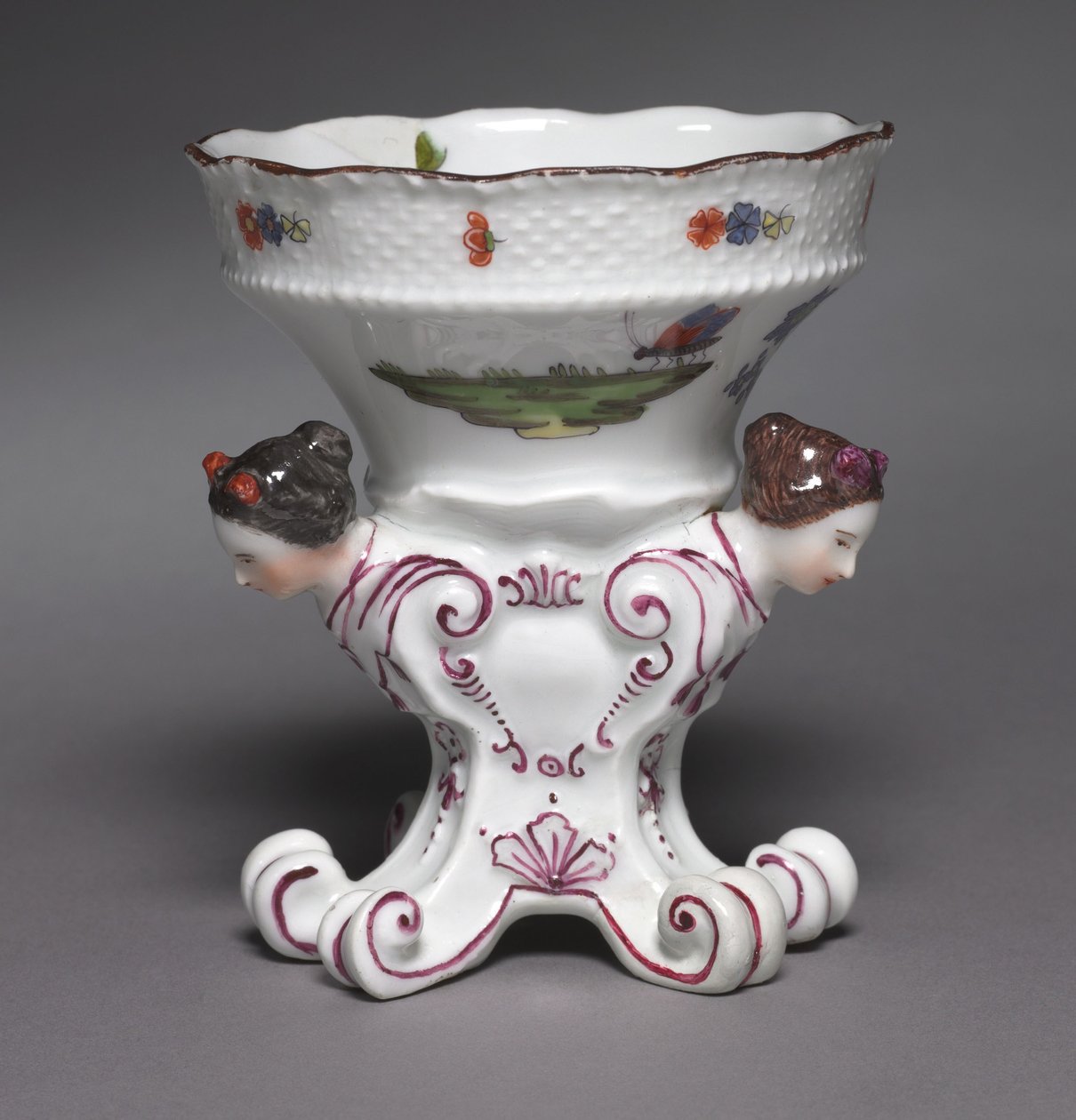 زوج من الأملاح من شركة Sulkowsky Service ، الشركة المصنعة Meissen Porcelain Factory ، ألمانيا ، 1735-1756 بواسطة المدرسة الألمانية
