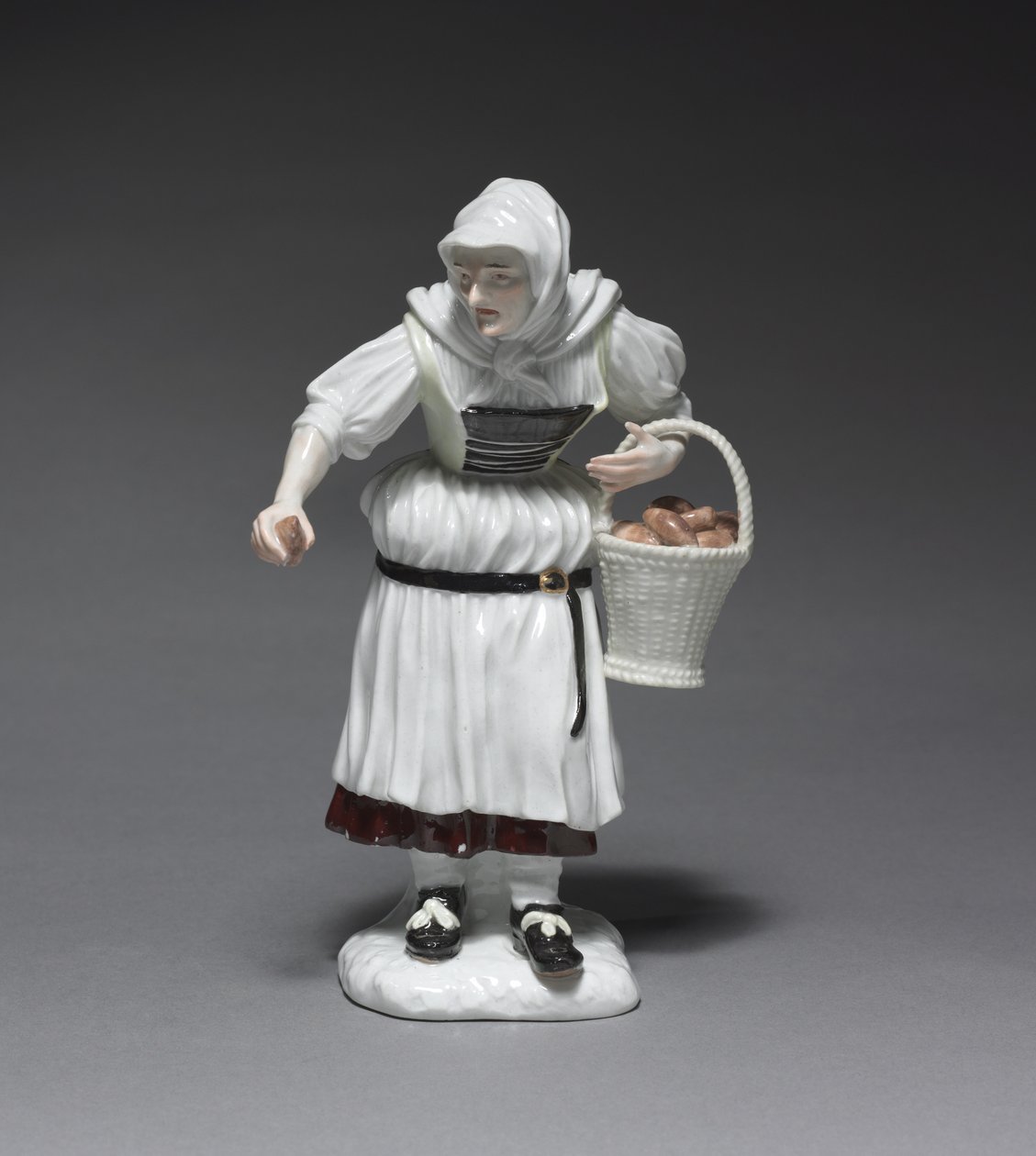 امرأة الفلاحين ، الشركة المصنعة Meissen Porcelain Factory ، ألمانيا ، على غرار يوهان يواكيم كاندلر بواسطة المدرسة الألمانية
