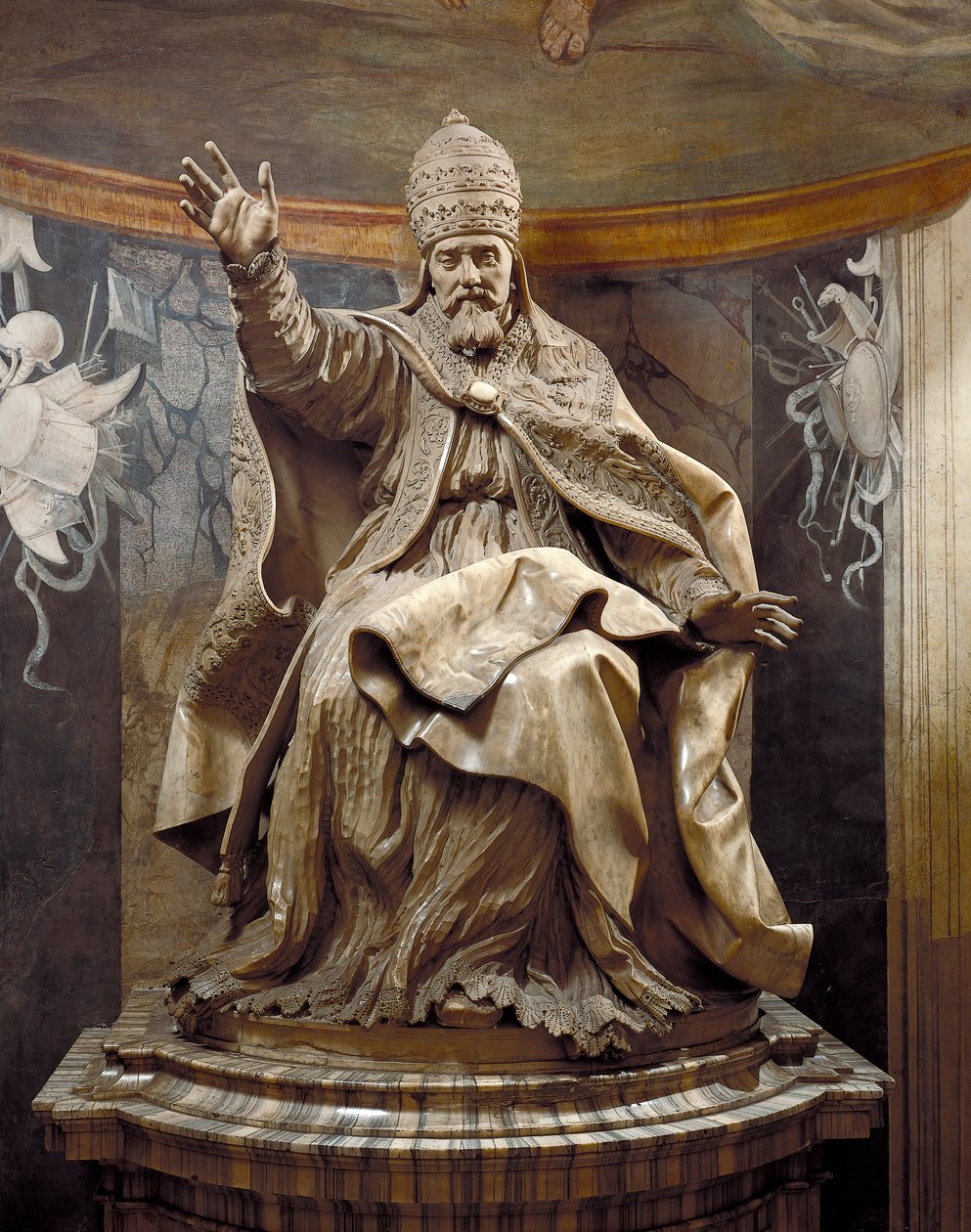 Pope Urban VIII, by Gian Lorenzo Bernini (1598-1680) and assistants, marble بواسطة جيان لورينزو بيرنيني