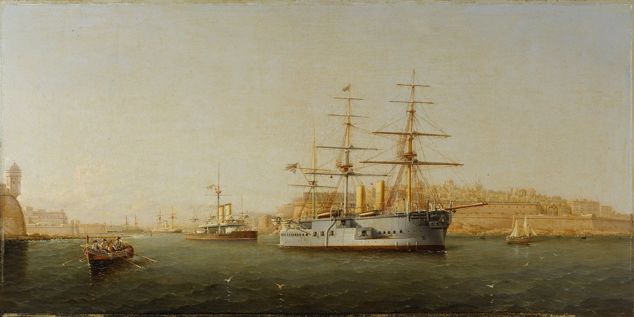 مع السفينة HMS "ألكسندرا" وهي تغادر مالطا، تظهر المباني في فاليتا (فاليتا) على اليمين. لوحة زيتية على الخشب رسمها جيرولامو جياني (1837-1895) بواسطة جيرولامو جياني