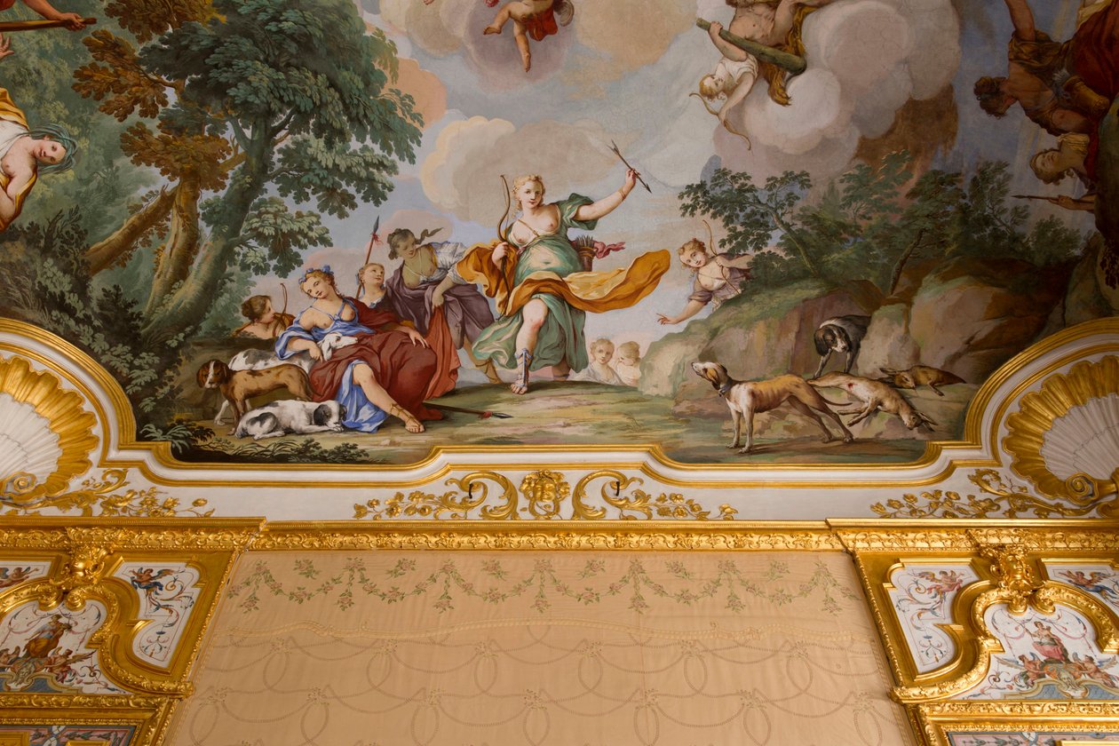 Representations of the myth of Diana, by Domenico and Giuseppe Valeriani, fresco, vaulted ceiling of the bedroom, King