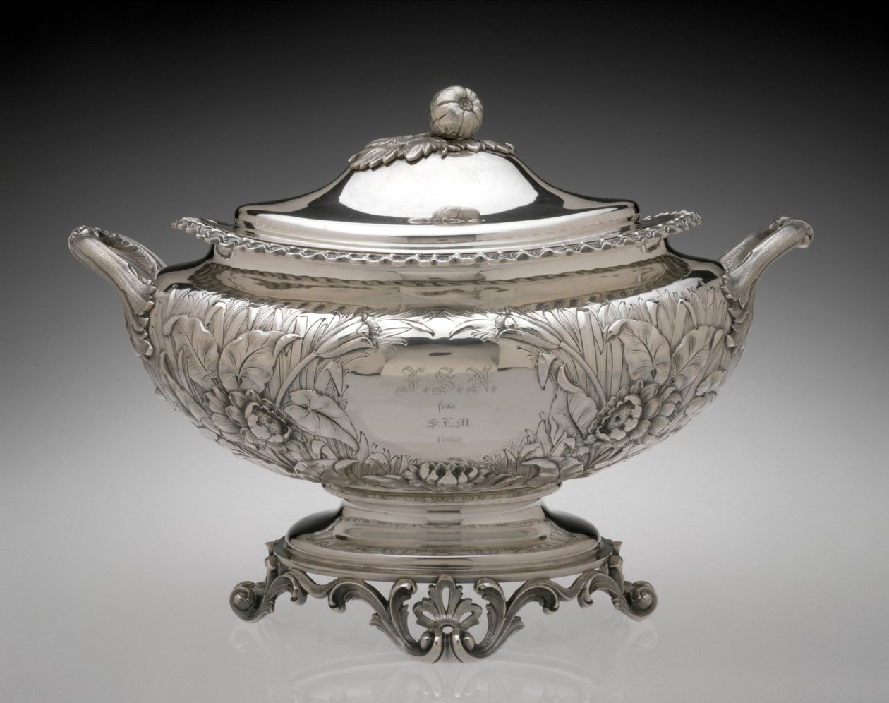 حساء تورين ، من شركة Gorham Manufacturing c.1858 (فضية) بواسطة شركة جورهام للتصنيع