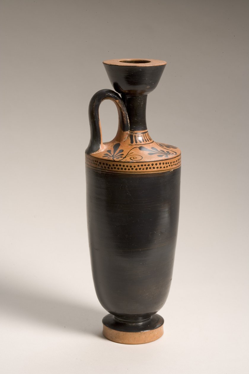 العلية Lekythos المزجج الأسود (السيراميك) بواسطة اليونانية