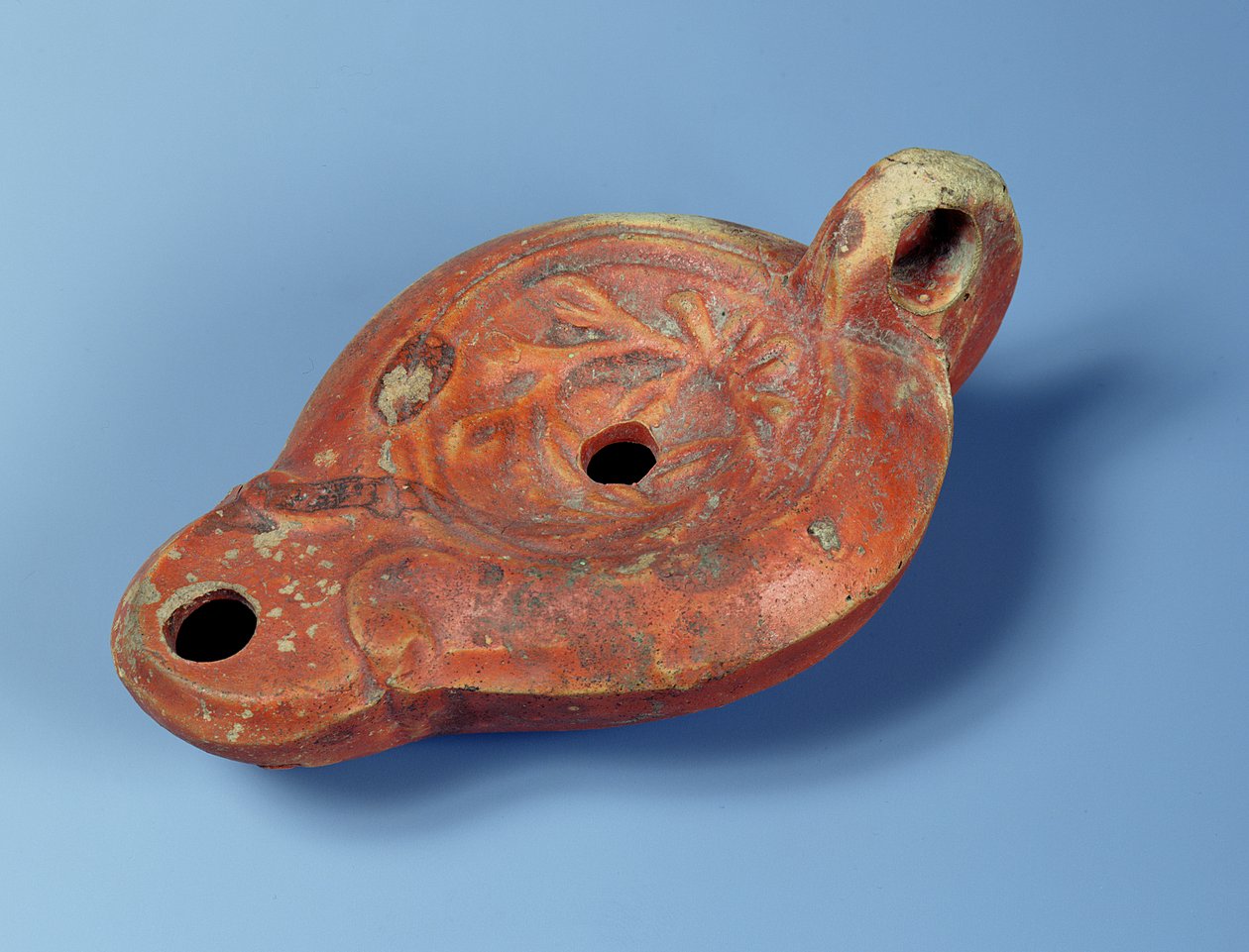 مصباح الزيت ، من Milo (terracotta) بواسطة اليونانية