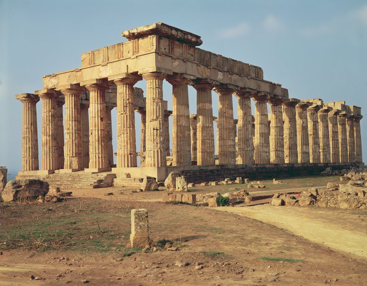منظر للمعبد E ، c.490-480 قبل الميلاد بواسطة اليونانية