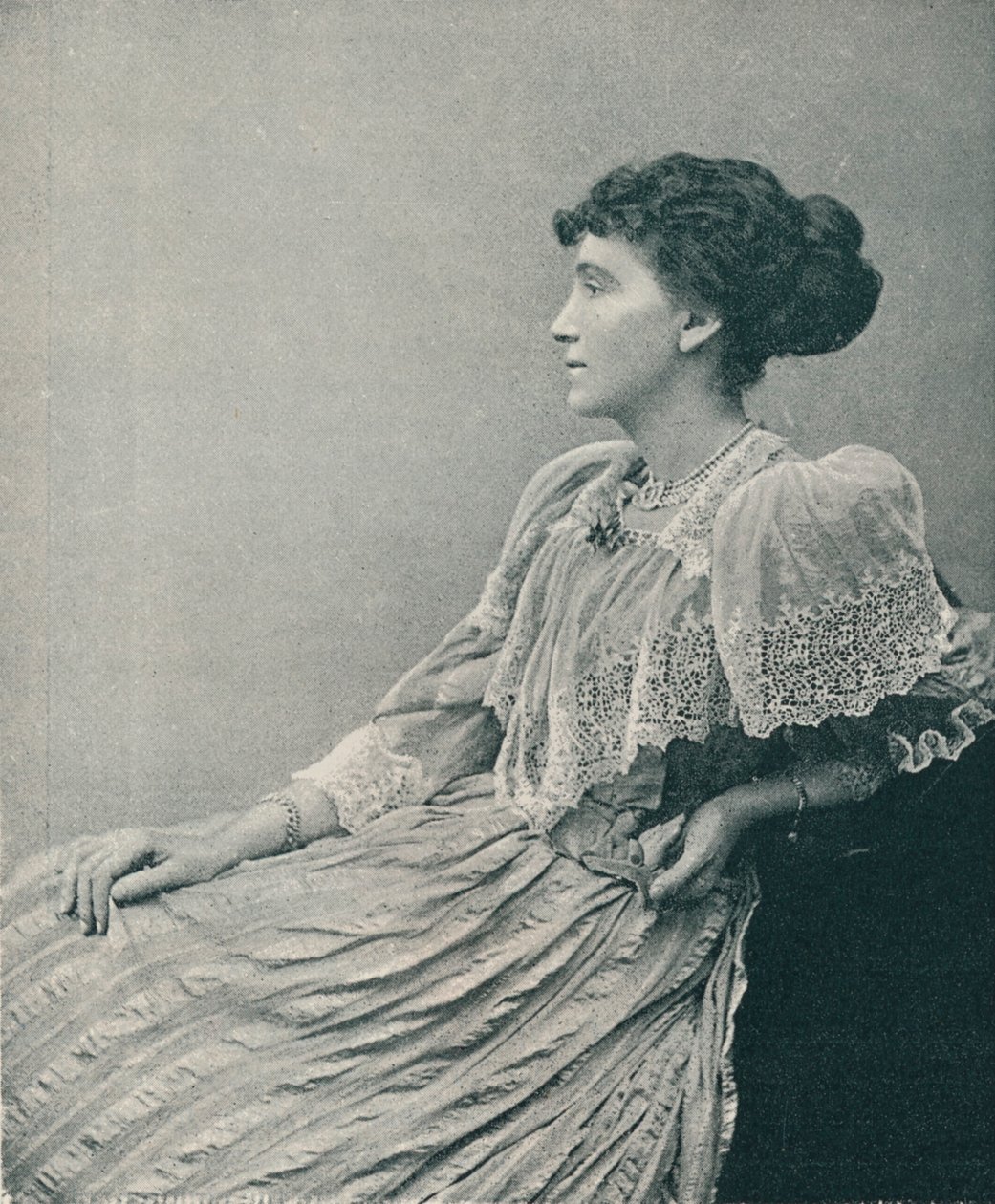 السيدة هيو EH Hoare ، c1893 بواسطة هنري هيرشل هاي كاميرون