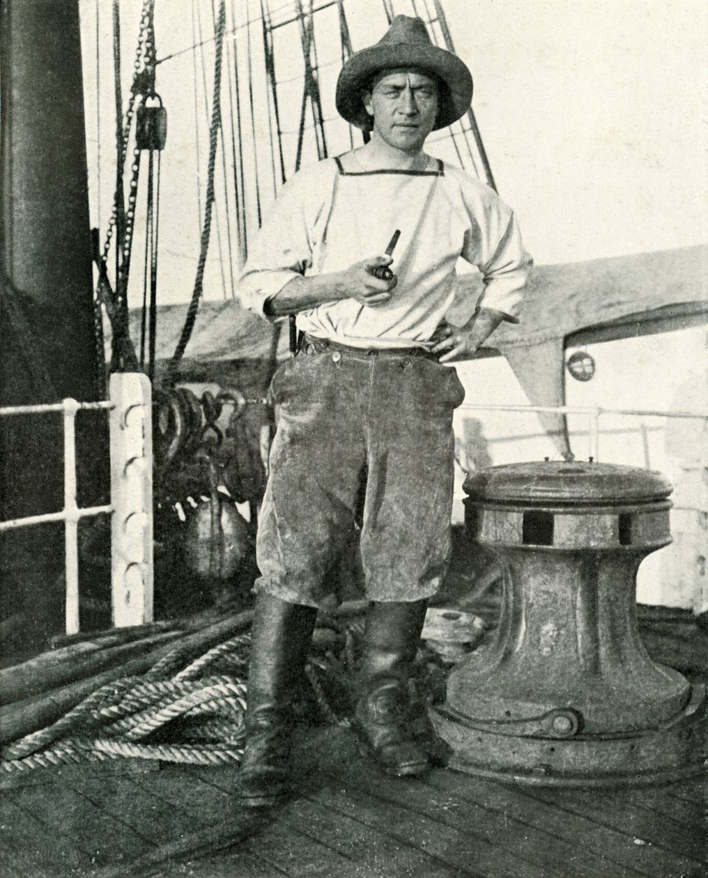 الكذب. سعادة De P. Rennick ، c19101913 ، 1913 بواسطة هربرت بونتينج