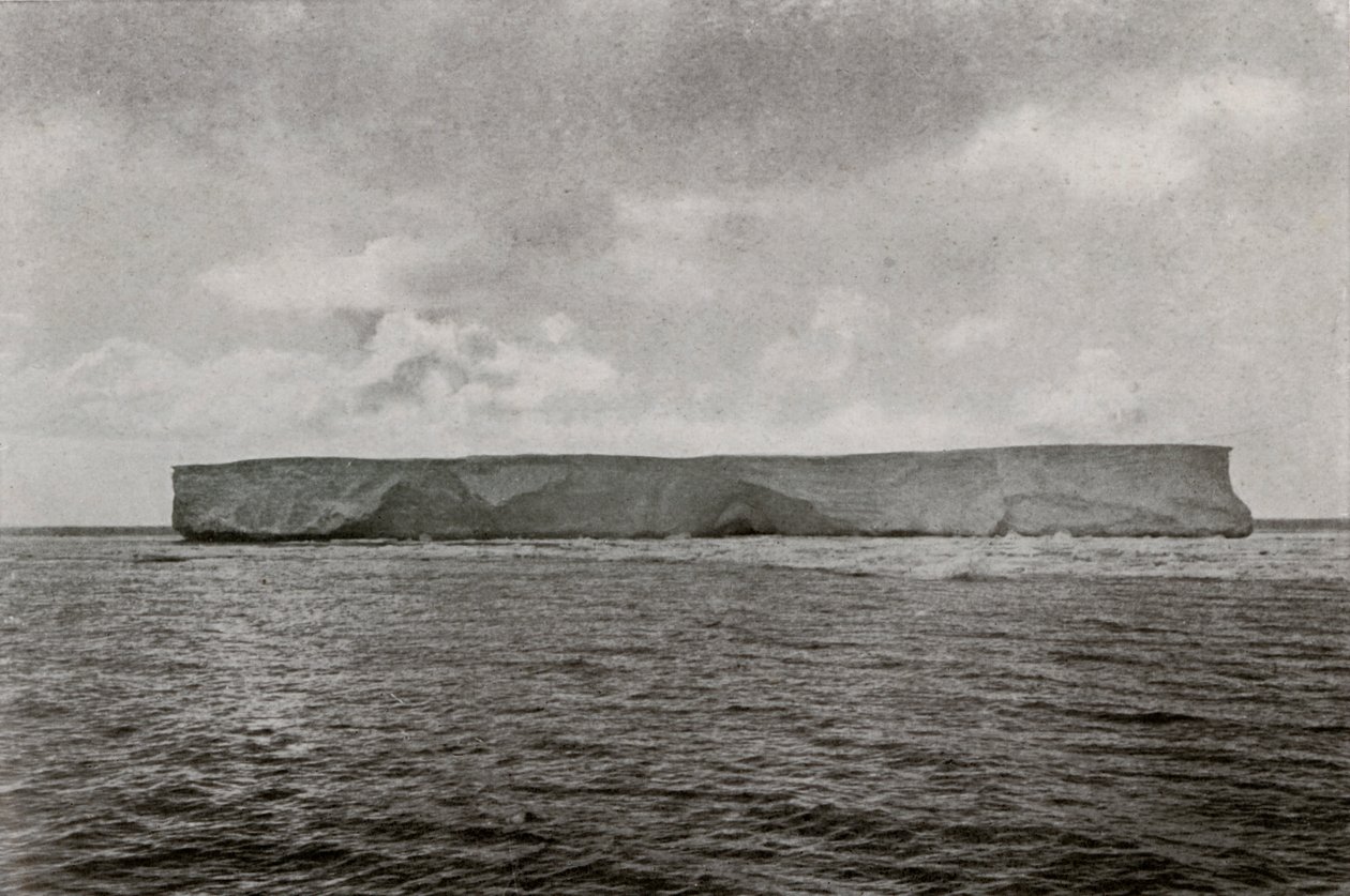 أول برج الجليد ، c1910 ، 1913 بواسطة هربرت بونتينج
