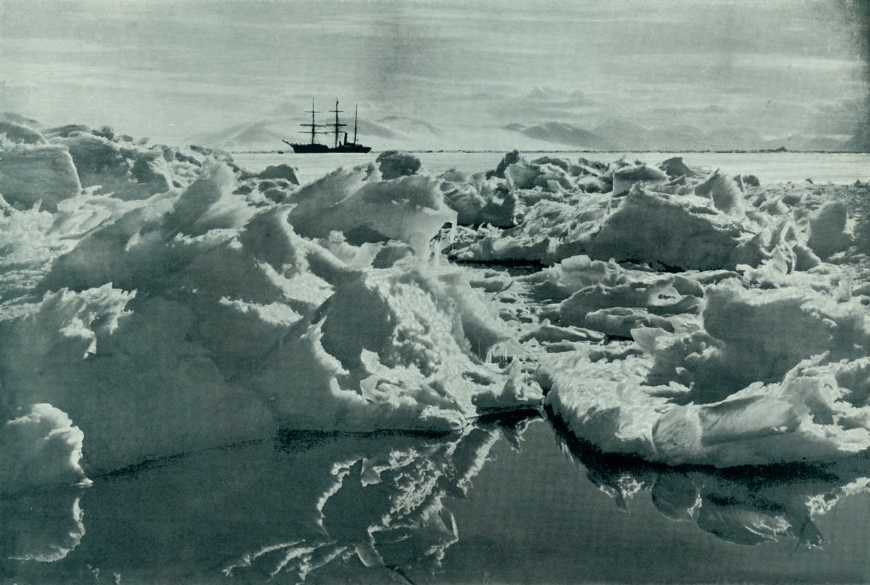 The Terra Nova in McMurdo Sound، c19101913، 1913 بواسطة هربرت بونتينج