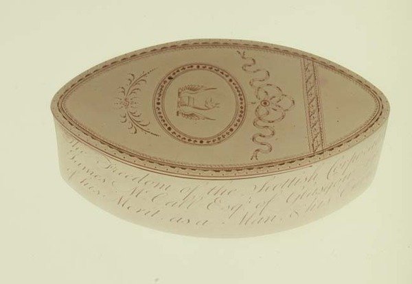 صندوق الحرية ، مقدم إلى جيمس ماكول من قبل شركة كورك الاسكتلندية ، 1790 (فضية) بواسطة هيستر بيتمان