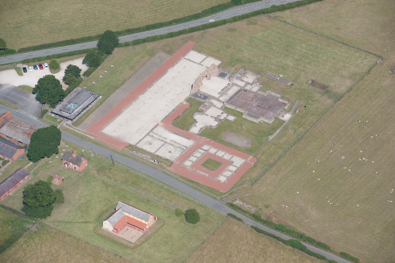 حمامات مدينة Wroxeter الرومانية ، شروبشاير ، 2015. بواسطة انجلترا التاريخية