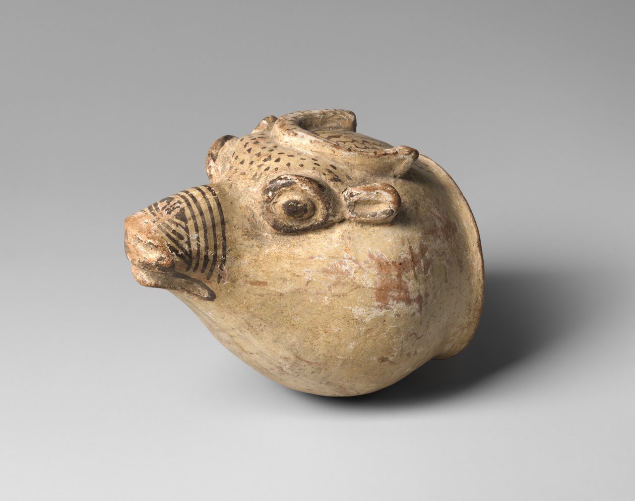 السفينة ، حوالي 1900-1600 قبل الميلاد (السيراميك المطلي) بواسطة الحيثي