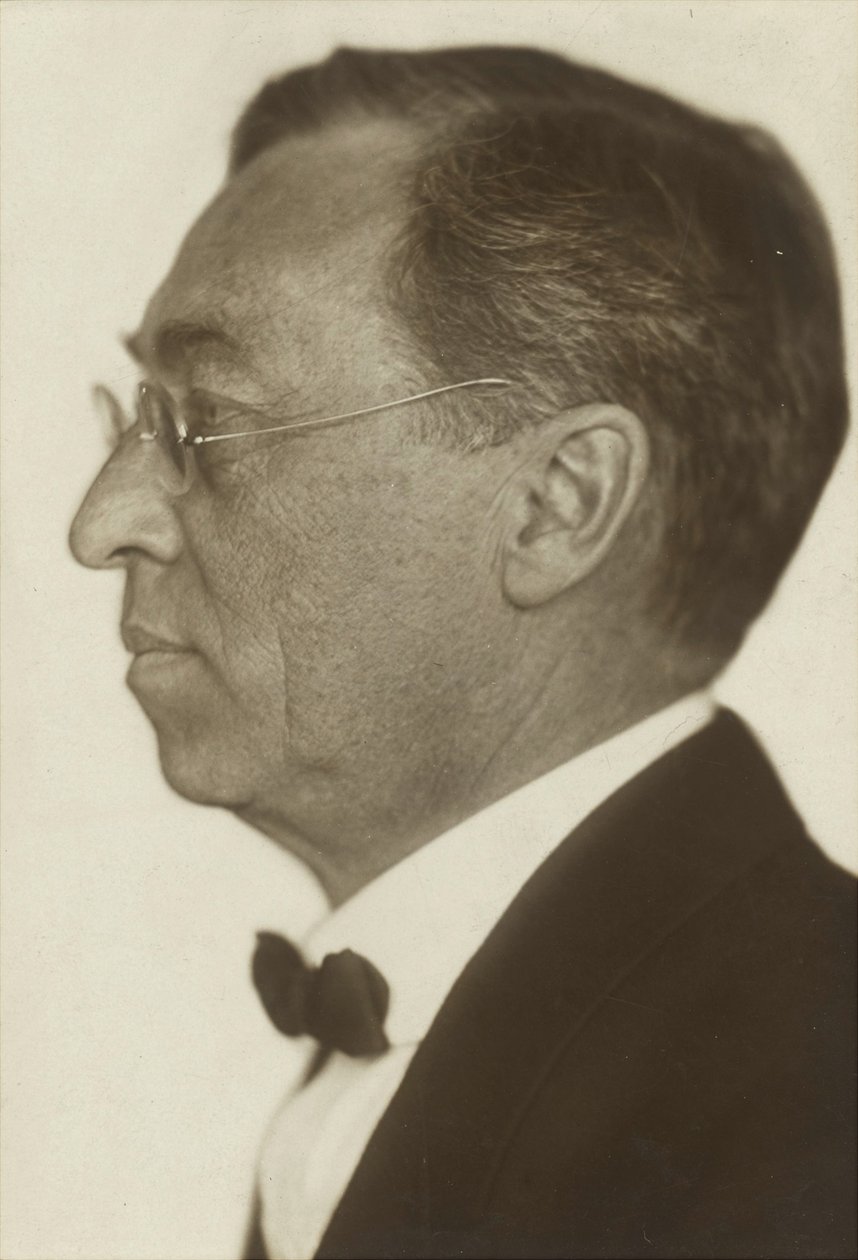 صورة للفنان فاسيلي كاندينسكي 1866-1944 ، 1925. بواسطة هوغو إرفورث
