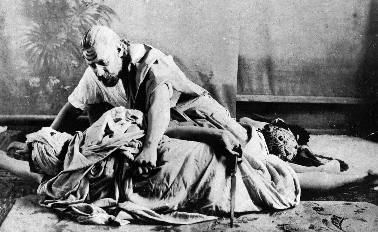 رابيندراناث طاغور في دور راغوباتي في مسرحيته التضحية ، 1893 بواسطة مصور هندي