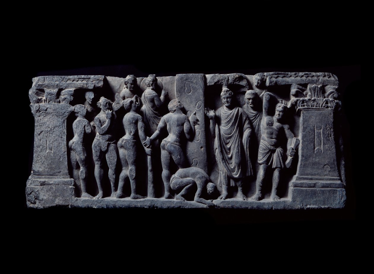 فن غاندارا (أو البوذية اليونانية): "" رماة Devadatta يهاجمون Gautama "(رماة Devatta يهاجمون Gautama Buddha) إغاثة مدرسة Gandhara - القرن الثاني إلى الرابع - المتحف الهندي ، كلكتا الهند بواسطة المدرسة الهندية