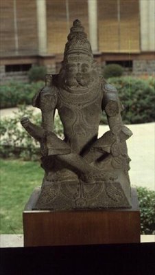 Narasimha ، سلالة Vijanagar (الجرانيت) بواسطة المدرسة الهندية