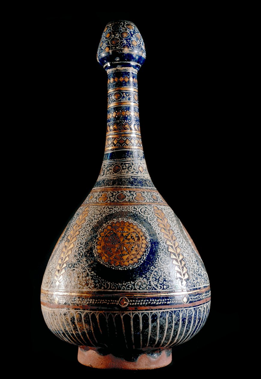 Islamic art. Terracotta bottle. Smaltata of the 16th century. Rome, Nazionale Museo d
