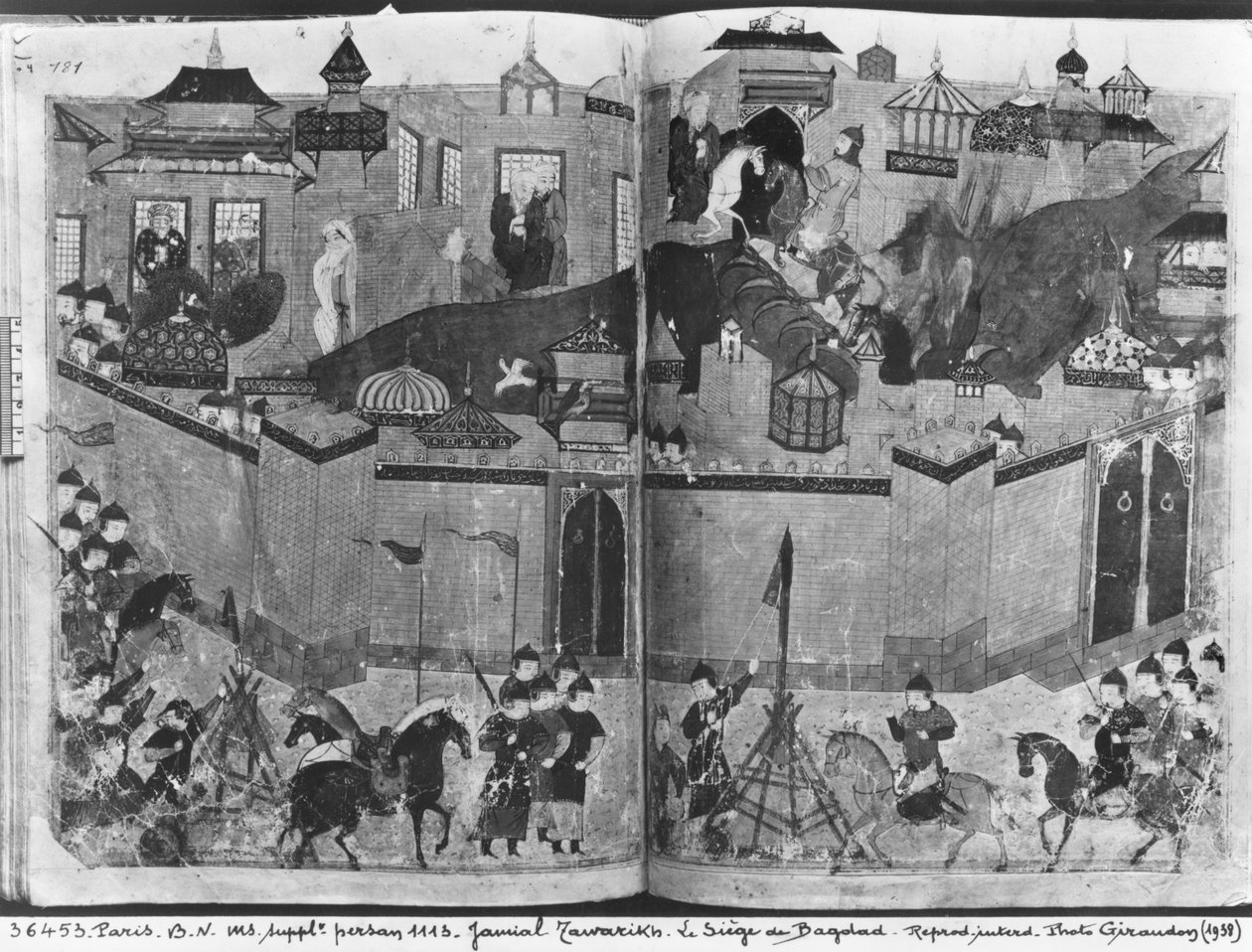 السيدة Suppl Persan 1113 f.180-181 المغول بقيادة هولاكو خان اقتحام بغداد والاستيلاء عليها عام 1258 ، من "جامع الطواريق" بواسطة رشيد الدين ، ج .1310 بواسطة مدرسة إسلامية