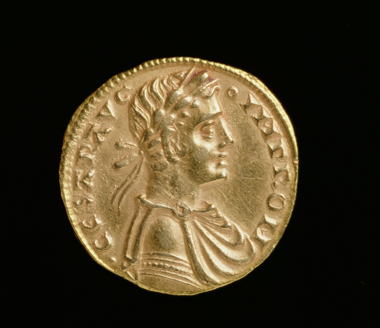 أوغستاليس فريدريك الثاني (1198-1250) ، مملكة صقلية وجنوب إيطاليا ، ميسينا مينت ، 1231-50 (الوجه) (ذهبية) (للخلف انظر 168053) بواسطة المدرسة الايطالية
